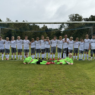 Kindertraining durch die Spieler